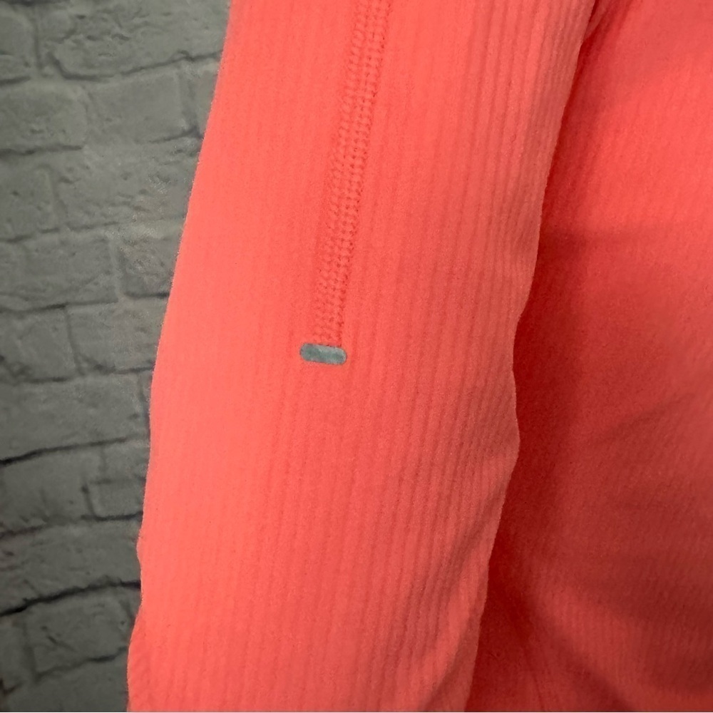 Lululemon women’s long sleeve top - Picture 8 of 13